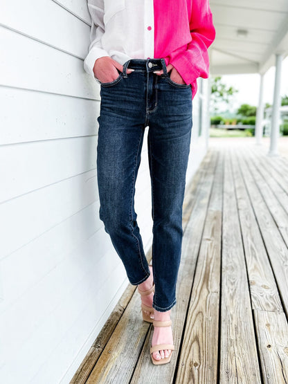 Bauchfreie Slim Fit Jeans mit Bündchen